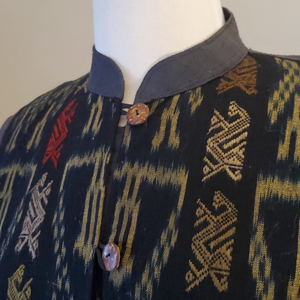 Aztek Print Crop Collared Jacket - Picture 2 of 4